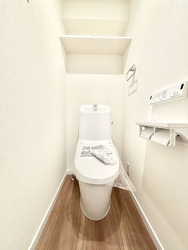 トイレは1階と2階それぞれに配置されていてとても便利です。 