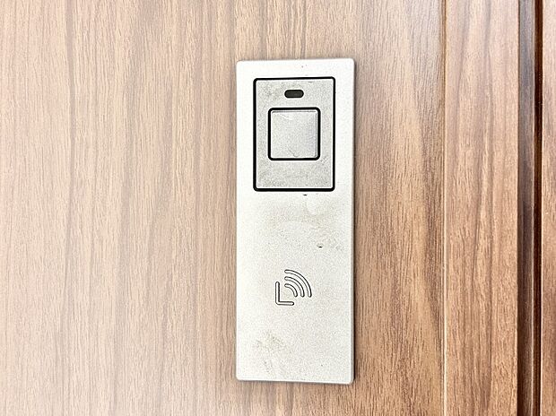 ラクラク開錠!スマートコントロールキー。