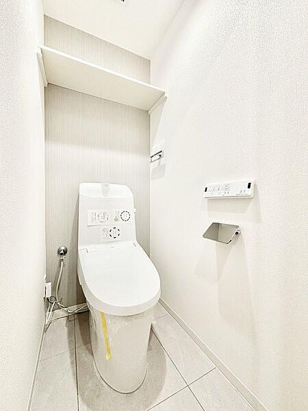 トイレは温水洗浄機能付き