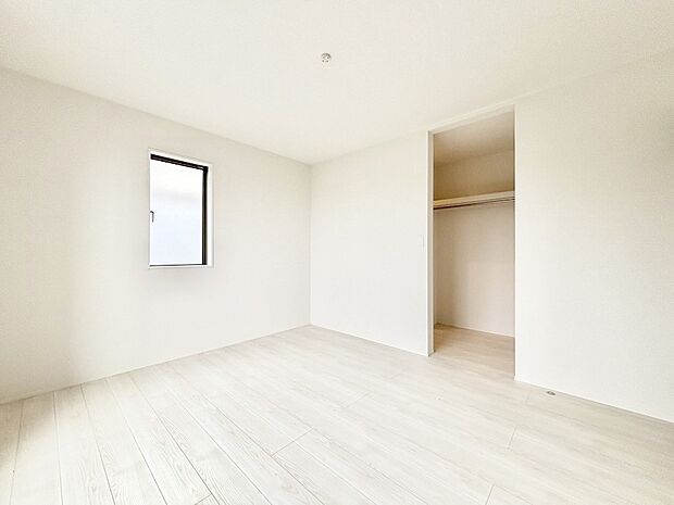 収納が充実しているので、居住スペースを広く使えます。