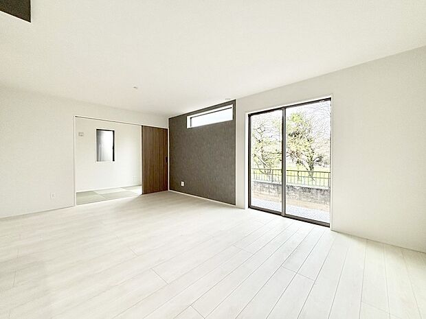 家族の笑顔が自然と生まれてくる、そんな雰囲気のダイニングに仕上がっています 