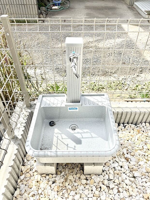 ガーデニングやお掃除に便利な外水栓