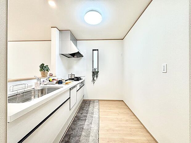 ゆとりあるキッチンではご家族と楽しくお料理ができます。