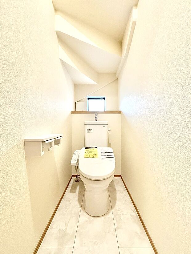 トイレは安心の2箇所!朝のバタバタも一安心です。