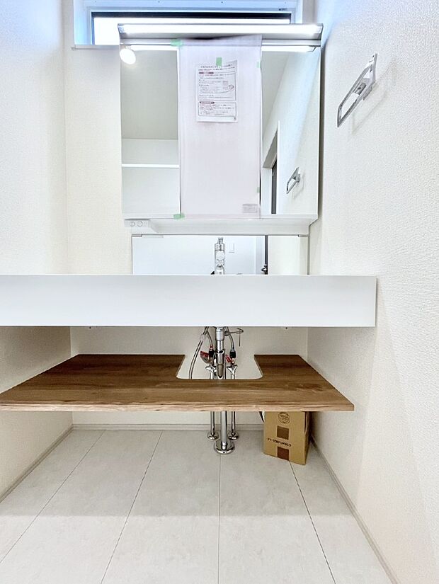 お子さんがうがい、手洗いも喜んでしてくれそうな洗面所!