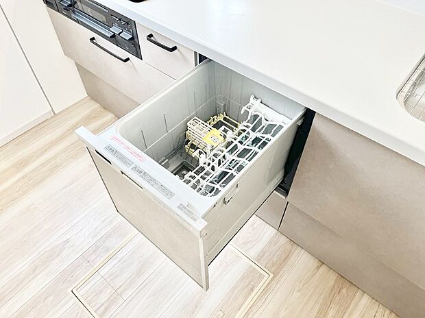 面倒なお片づけは食洗機にお任せ!家事の負担が減って、時間にも気持ちにもゆとりができます。