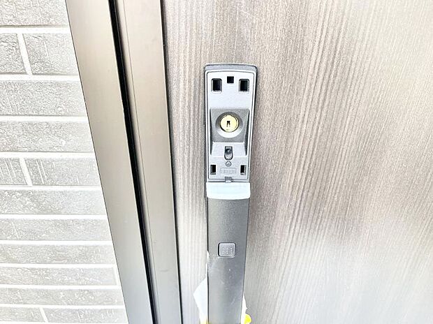 スマートに開錠できる電子キー