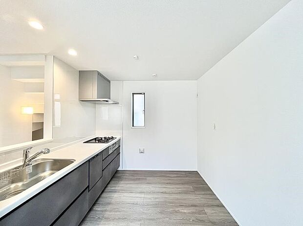 毎日使うキッチンだから、使いやすさ&お手入れのしやすさにこだわりました。