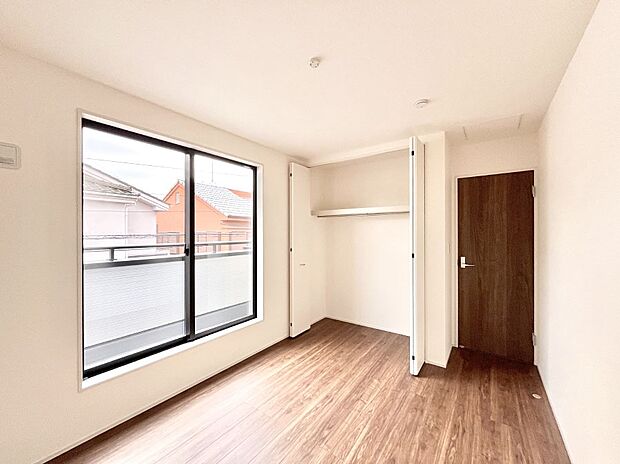 収納が充実しているので居住スペースを広々使えます