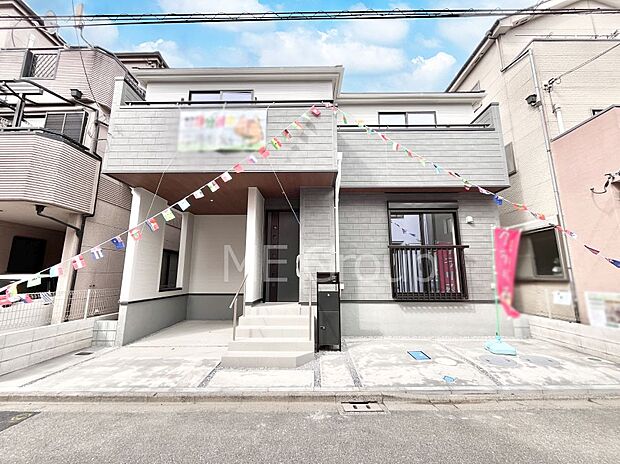 洗練された外観、上質な住空間が広がる室内は永く安心して過ごせる住居です。