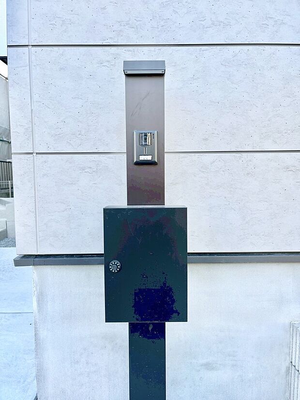 表札・インターホン・ポストをひとつに集約