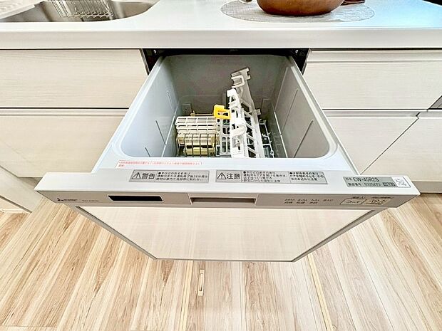 面倒なお片づけは食洗機にお任せ!家事の負担が減って、時間にも気持ちにもゆとりができます。