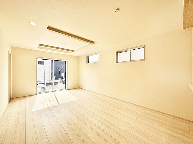 家族の笑顔が自然と生まれてくる、そんな雰囲気のダイニングに仕上がっています。