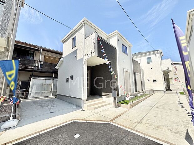 たっぷりの陽光と心地よい風が舞い込む住まい