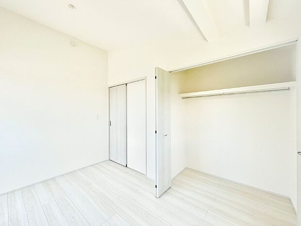 収納が充実しているので居住スペースを広々使えます