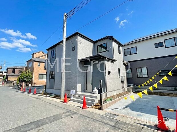 溢れる陽光でご家族の笑顔も輝く