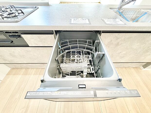 面倒なお片づけは食洗機にお任せ!家事の負担が減って、時間にも気持ちにもゆとりができます。