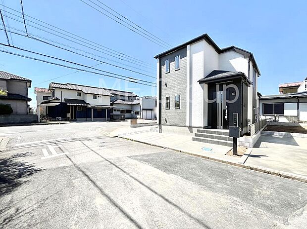 陽光と開放感に恵まれた角地。ここから始まる新生活を応援いたします!