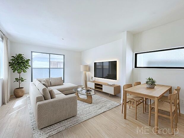 プライバシーも守れる2階リビングは明るく開放感たっぷり！　※家具はCGです