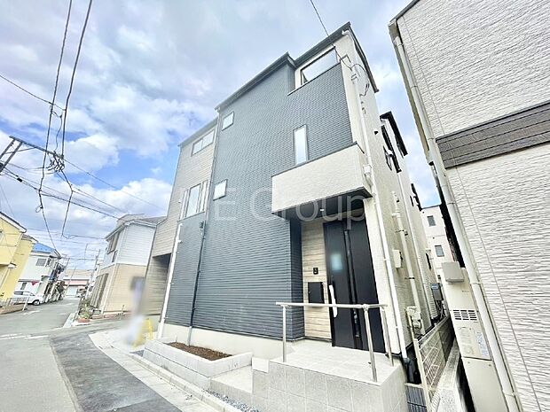 たっぷりの陽光と心地よい風が舞い込む住まい