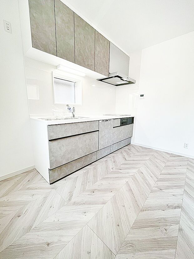 ゆとりあるキッチンではご家族と楽しくお料理ができます。