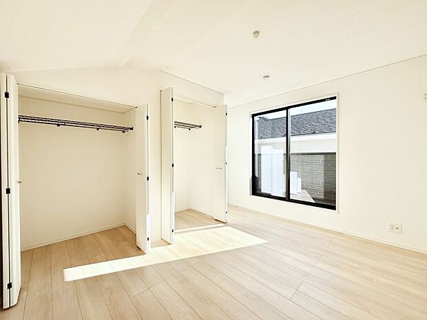 収納が充実しているので居住スペースを広々使えます