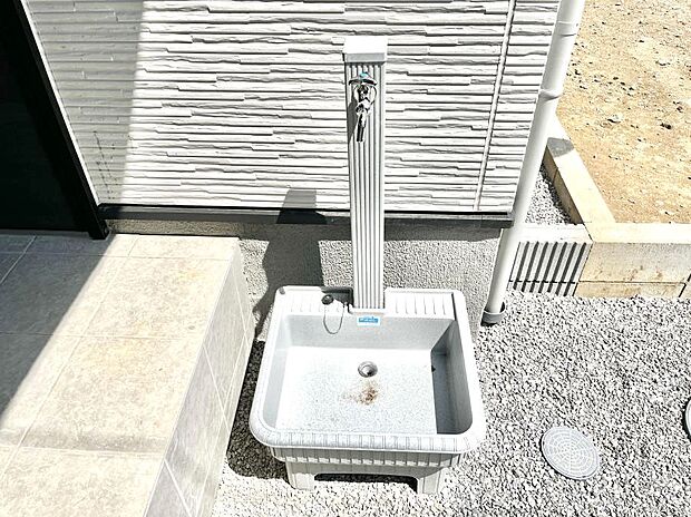 ガーデニングやお掃除に便利な外水栓