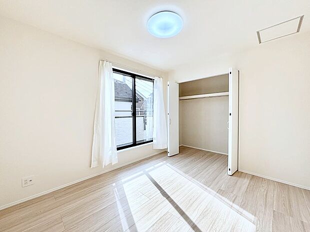 収納が充実しているので居住スペースを広々使えます