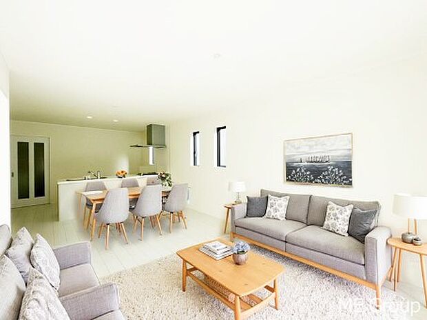 落ち着いた雰囲気のＬＤＫは家族みんなの快適空間※家具はCGです