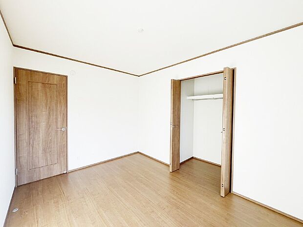 収納が充実しているので居住スペースを広々使えます