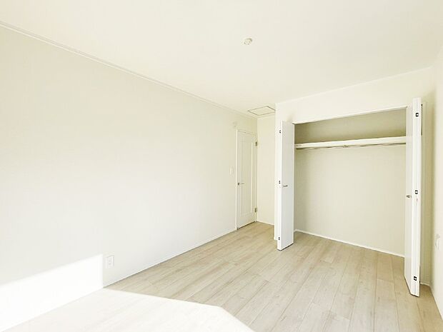 収納が充実しているので居住スペースを広々使えます