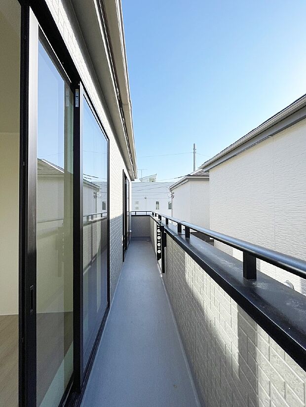 風通しの良いバルコニー