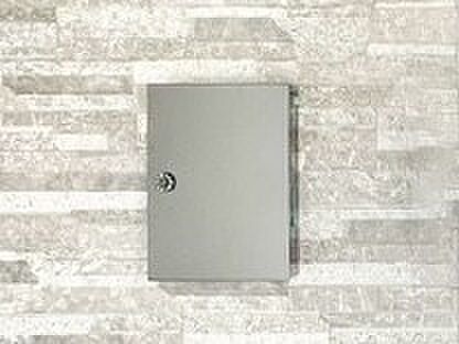 シンプルデザインのポスト。