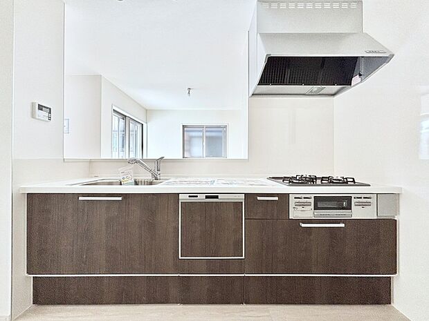 毎日使うキッチンだから、使いやすさ＆お手入れのしやすさにこだわりました。 