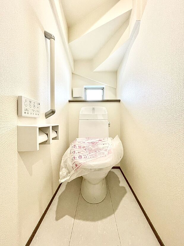トイレは1階と2階それぞれに配置されていてとても便利です。