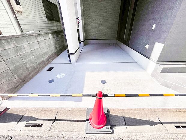 ビルトインタイプは大切なお車を傷や汚れから守ることができます。