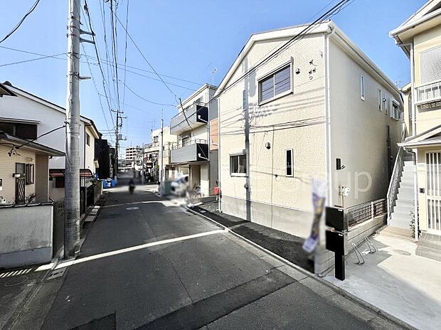 溢れる陽光でご家族の笑顔も輝く