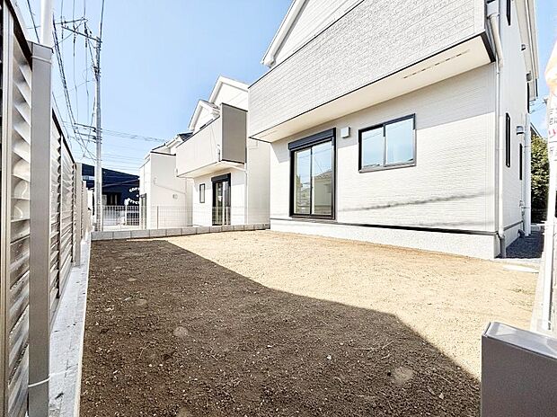 明るさたっぷりのお庭