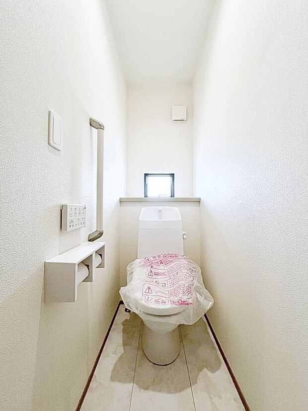トイレは1階と2階それぞれに配置されていてとても便利です。