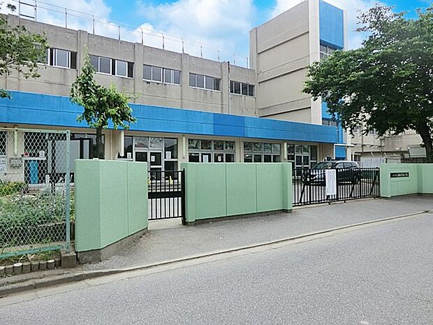 小学校 150m 松戸市立新松戸南小学校