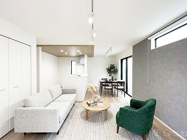 落ち着いた雰囲気のＬＤＫは家族みんなの快適空間※家具はCGです