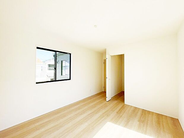 収納が充実しているので居住スペースを広々使えます