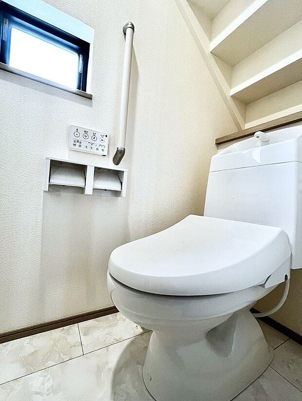 ウォシュレット付きトイレが1階と2階それぞれに配置されていてとても便利です。