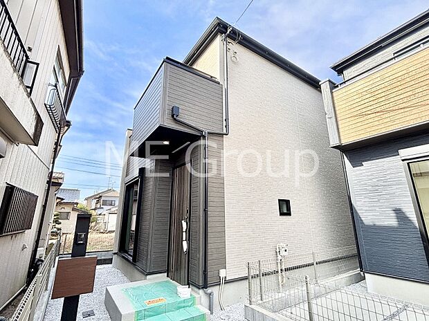 洗練された外観、上質な住空間が広がる室内は永く安心して過ごせる住居です。 