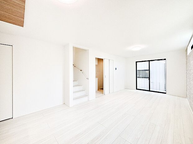 リビング階段が家族の笑顔と会話をつないでくれます  