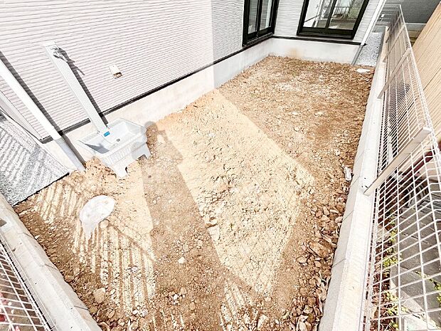 明るさたっぷりのお庭