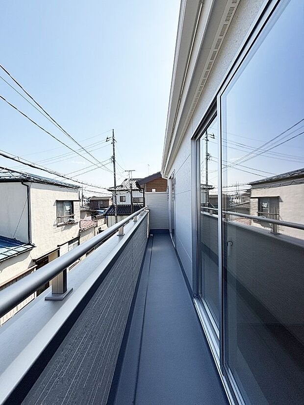 風通しの良いバルコニー