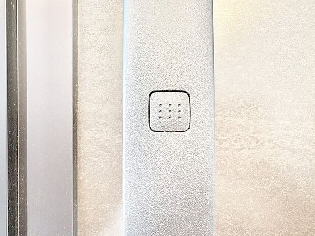 住まいの顔を演出する、玄関ドア。 