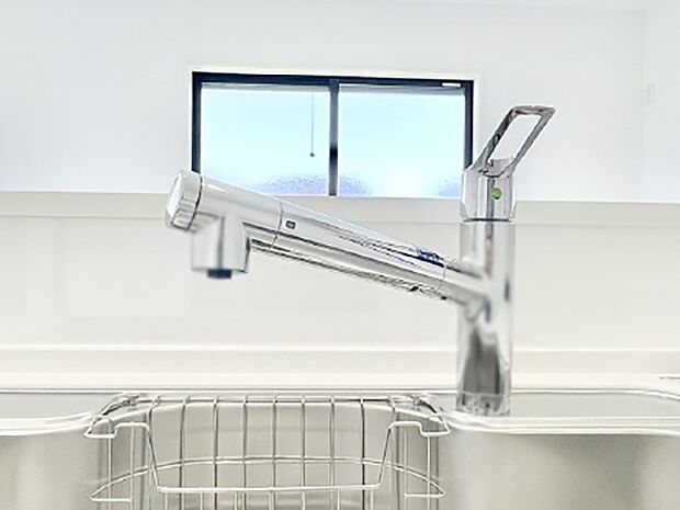いつでも清潔なおいしいお水を。一つの水栓で水道水と浄水を使い分け。