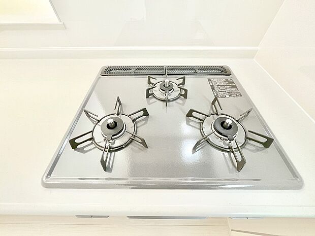 三口ガスコンロでお料理が一気にはかどりそう。  